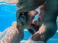 Underwater Fuck Golden Shower Facial For Australian Chick