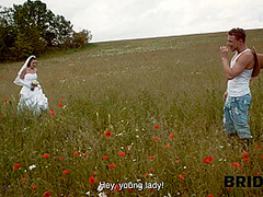 BRIDE4K. Sakura Hell ran away from her wedding and showed her tits to a strange shepherd