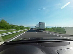 How Many Times She Peed On A 10h Road Trip?