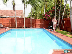 Bodacious Bikini Girl - Mya Blair - XLGirls