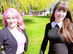 Explosive boat trip for Emma, 30 years old! - Jacquie et Michel TV