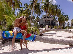 Dina Pearl Walks down to the Beach and Lets Her Lover Fuck Her Asshole - Private Porn Sex Videos