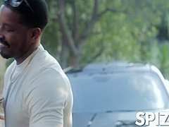 Blake Blossom And Isiah Maxwell - Hot Wife Takes Bbc After Husband Ignored Her