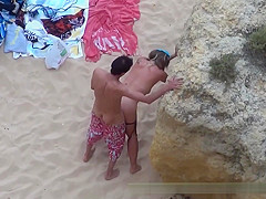 Outdoor amateur beach fuck