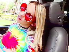 Slender Khloe Kapri fucks in public