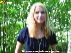 Sexy blonde Yani decided to fuck with a stranger in the park