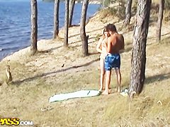 Guy bangs his hot girlfried so well outside