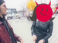 Bums Bus - Emo Luder Aviva Rocks hart von Jason Steel in deutschem Porno gefickt