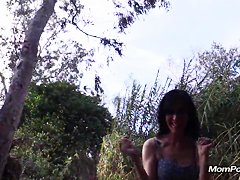 Arab woman outdoor fun and fucking