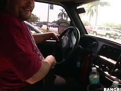 Is Minerva Greek goddess or sexy wannabe?