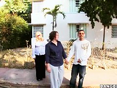 Chubby amateur Brittney gets filmed on the street