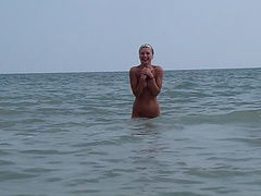 Adele Laurentia in guy fucks a blonde amateur girl on a beach