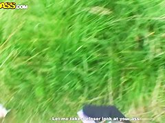 Amateur brunette Victoria Rose has outdoor threesome