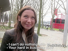 Hot brunette amateur sucks outdoor