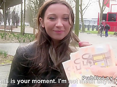 Hot brunette amateur sucks outdoor