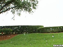 Cute amateur babe Zarena Summers earns money for undressing