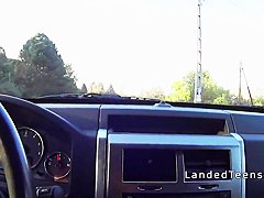 Teen police woman sucking dick in car