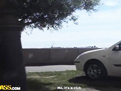 Hot ass slut Bella has fun in car with muscled stud