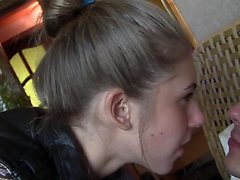 Anjelica in hot amateur couple porn vid posing rather provocatively
