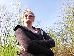 Slutty Meggie prefers to swallow big cocks on fresh air
