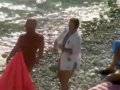 Nudists spied on the beach