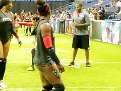 Beauties warmup for some ball