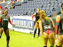 Beauties warmup for some ball