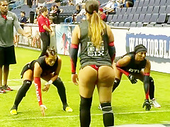 Beauties warmup for some ball