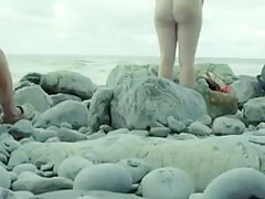 Skinnydipping