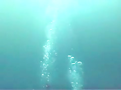 Milfhunter in scuba action