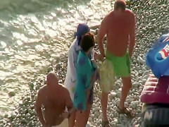 Pussy licking on a beach