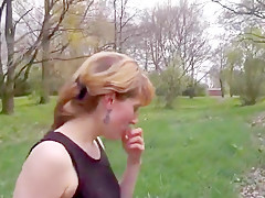 Milf im park mit wichse in der fresse!