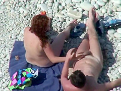 I spied a ton of ladies in the beach cabin