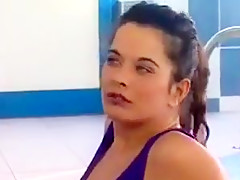 Angelica bella in pool