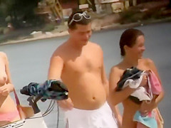 Spying asshole and labia when she bends