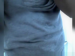 Woman spied in beach cabin