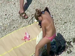 Voyeur caught funny sex in the water