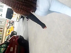 Ghetto milf bubble butt in tight jeans