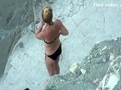 Big butt in a thong bikini