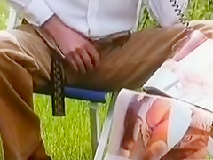 Hottest Masturbation, Lesbian sex scene