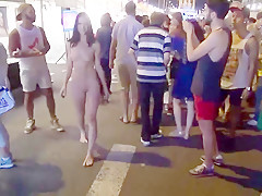 Gwen nude in barcelona