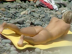 Amazing ass of a sexy nudist girl