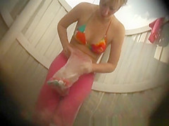 Tight body blonde spied in beach cabin