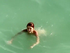 They struggle to fuck in the water