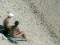 Loose slim babe rides on a throbbing pecker at the beach of Crimea