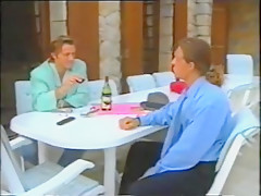 Papagalli (1990)