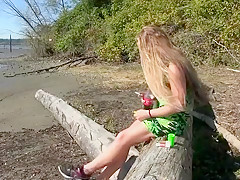 Amazing amateur Blonde, Smoking xxx scene