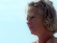 Great-looking cougars at a French nudist beach