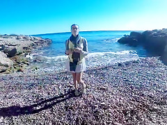 Gaming on sea road !