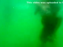 My girlfriend's pussy cheats on me underwater